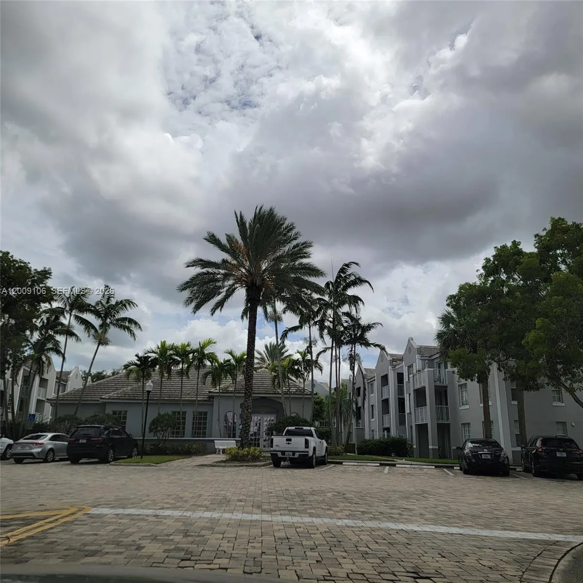 711 SW 111th Way # 301, Pembroke Pines FL 33025