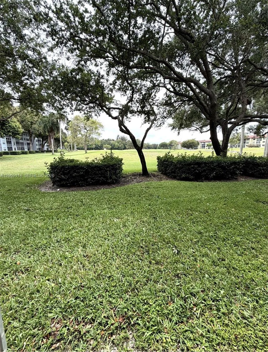 12800 SW 7th Ct # 102G, Pembroke Pines FL 33027