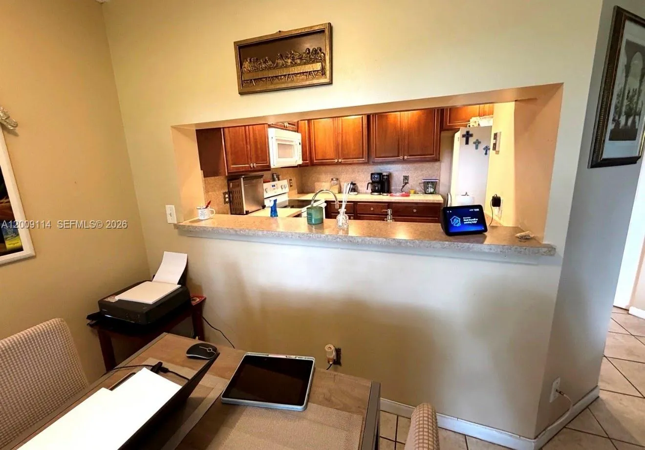 12800 SW 7th Ct # 102G, Pembroke Pines FL 33027