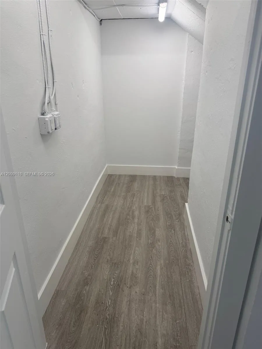 24 NE 1st Ave # 103, Dania Beach FL 33004