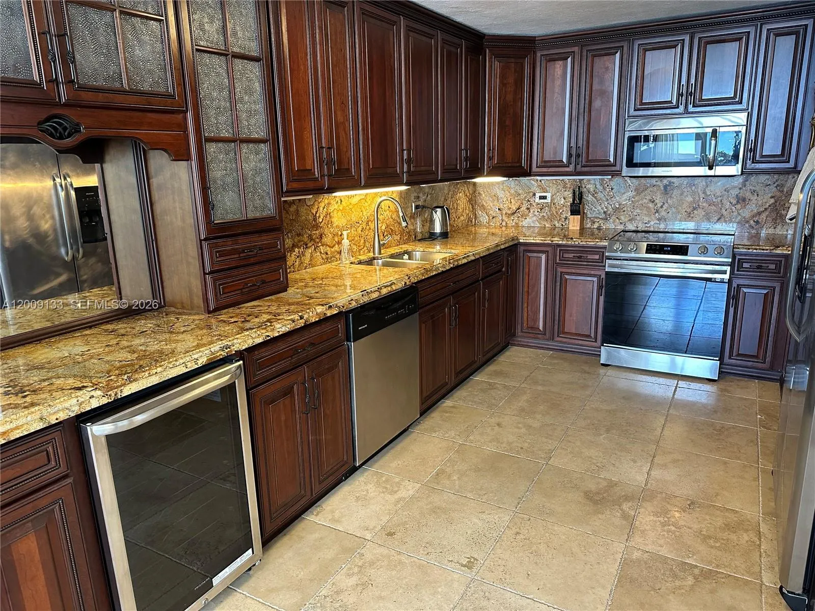 6039 Collins Ave # 1510, Miami Beach FL 33140