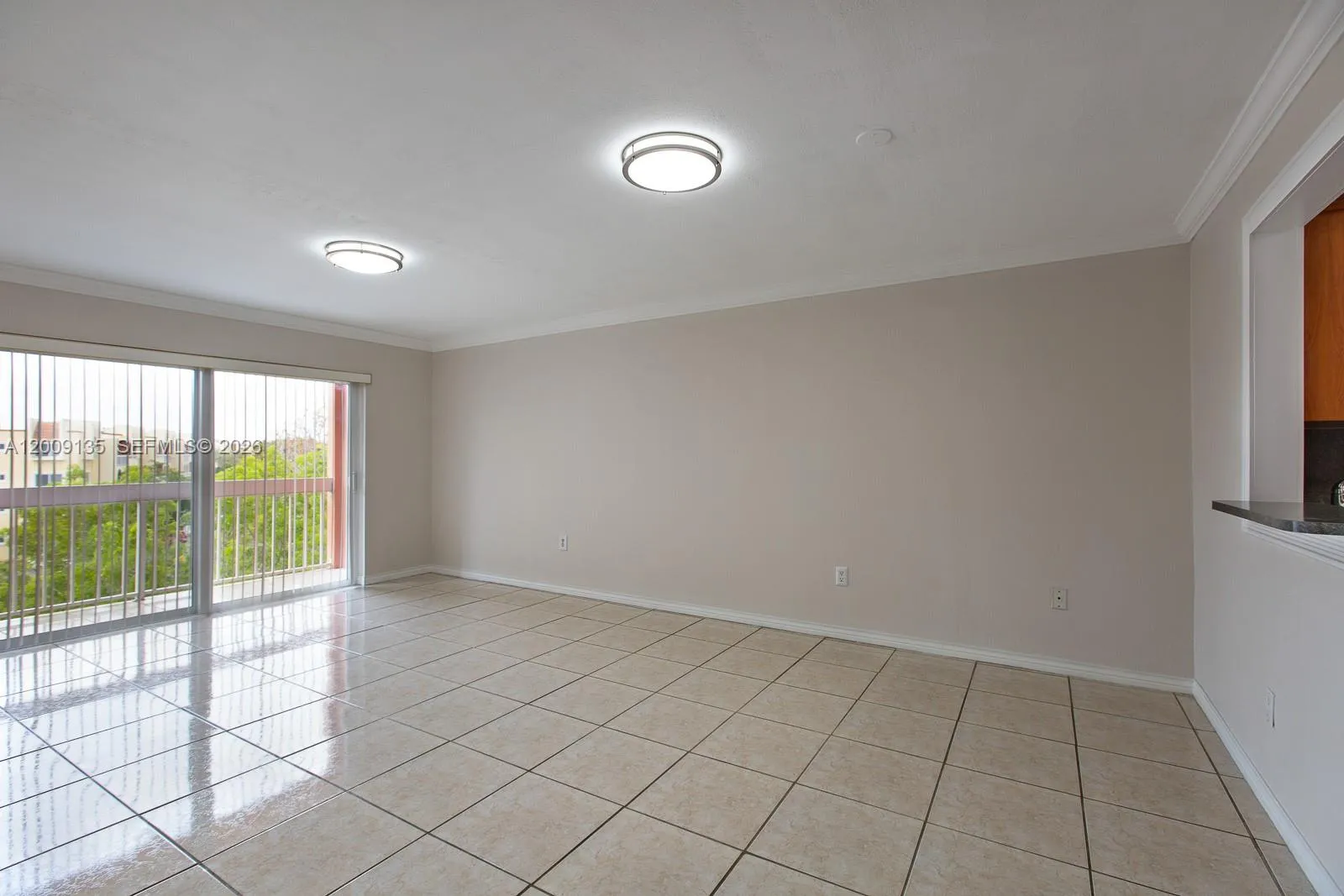 8101 Camino Real # C401, Miami FL 33143