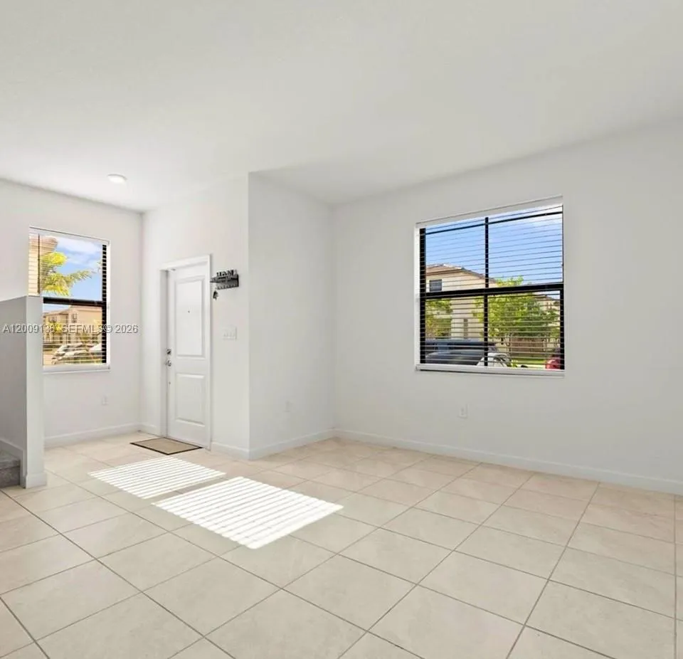 12901 SW 232nd Ln, Homestead FL 33032