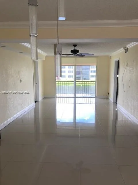 361 S Hollybrook Dr # 205, Pembroke Pines FL 33025