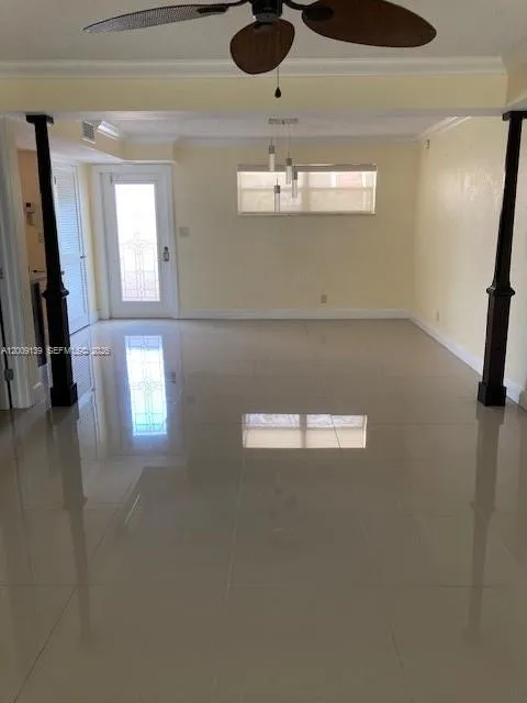 361 S Hollybrook Dr # 205, Pembroke Pines FL 33025