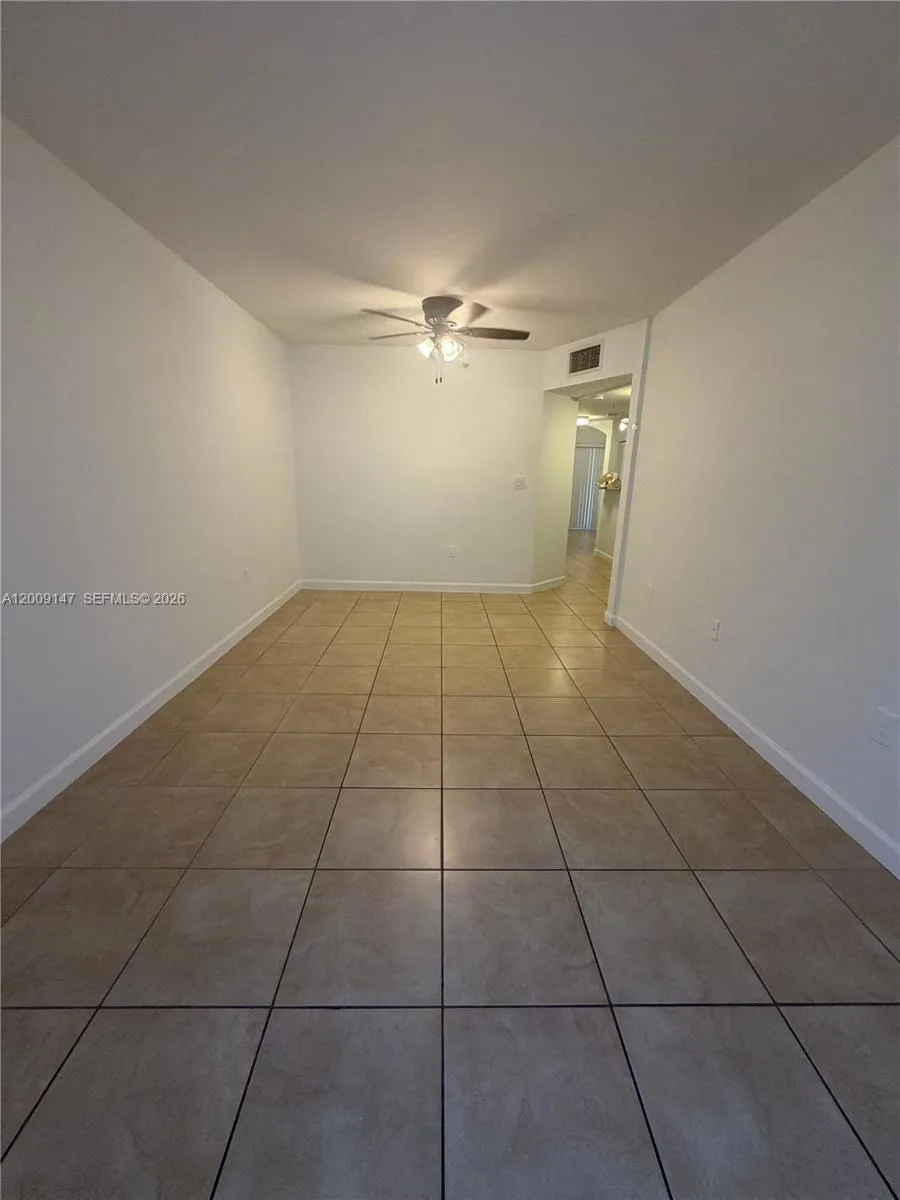 22421 SW 88th PL # 2, Cutler Bay FL 33190