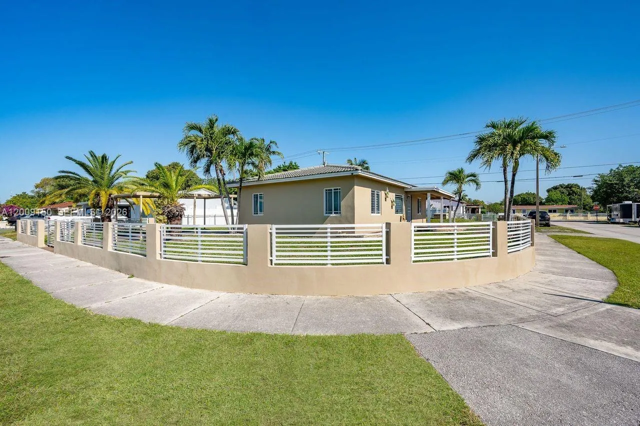 8200 NW 31st Ave, Miami FL 33147