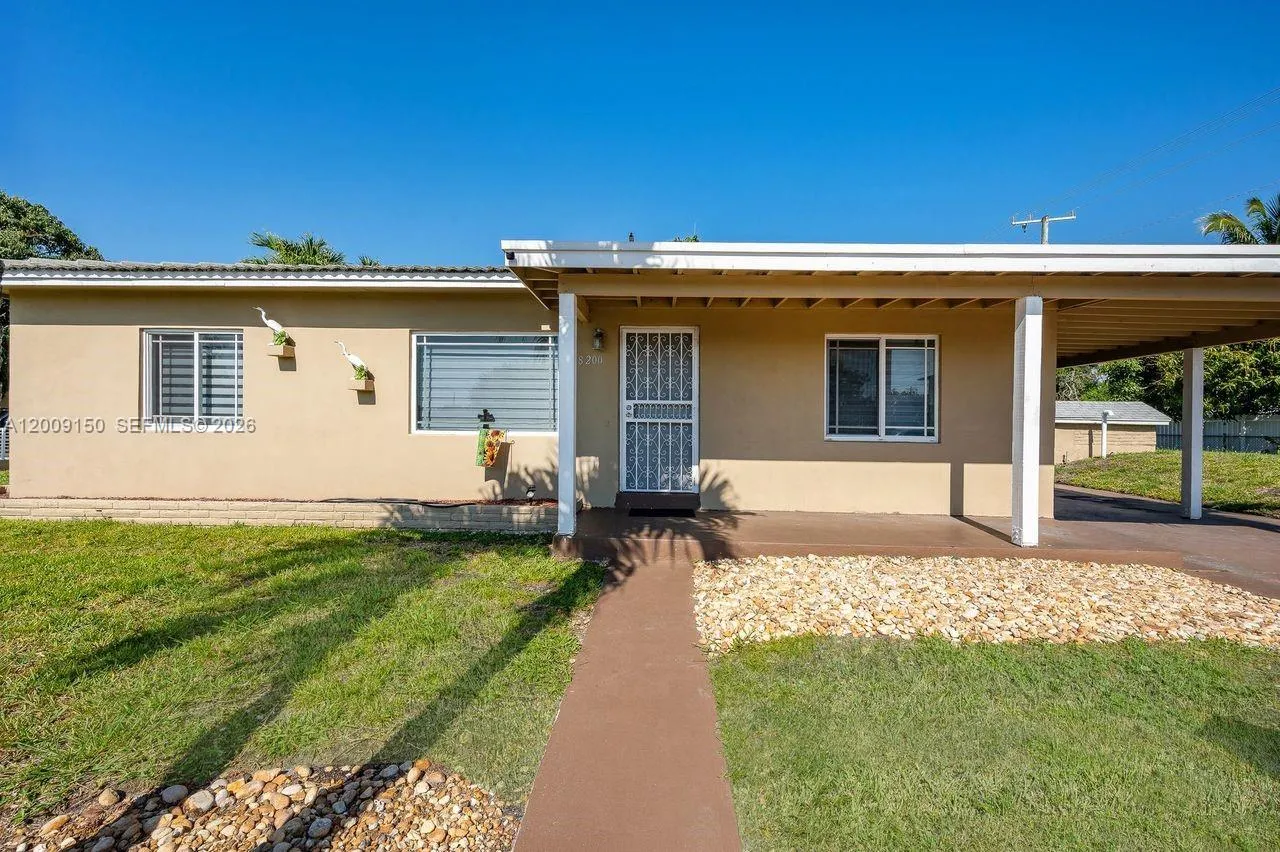 8200 NW 31st Ave, Miami FL 33147