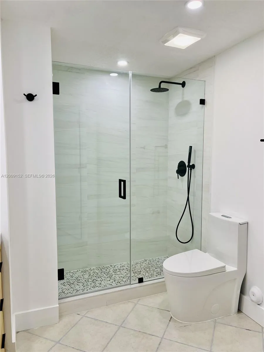 3500 Coral Way # 1102, Miami FL 33145