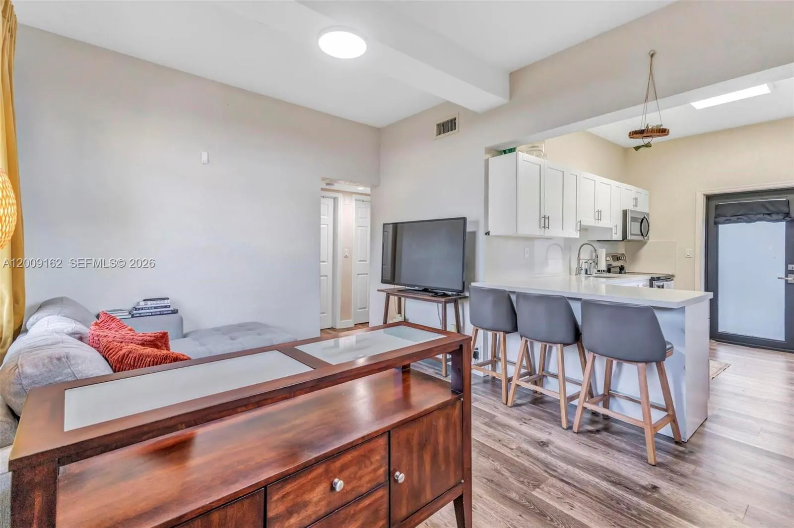 1030 NW 141st St, Miami FL 33168