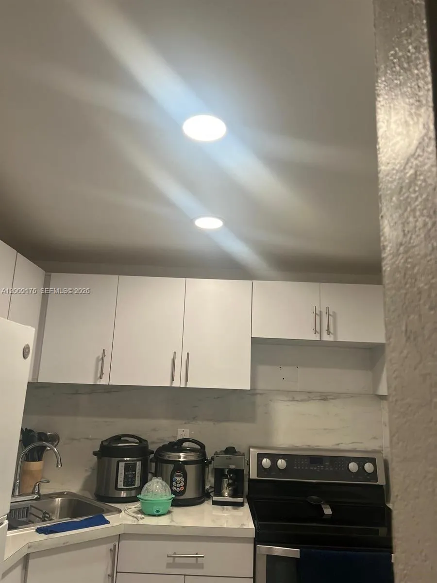 801 NW 47th Ave # 503W, Miami FL 33126