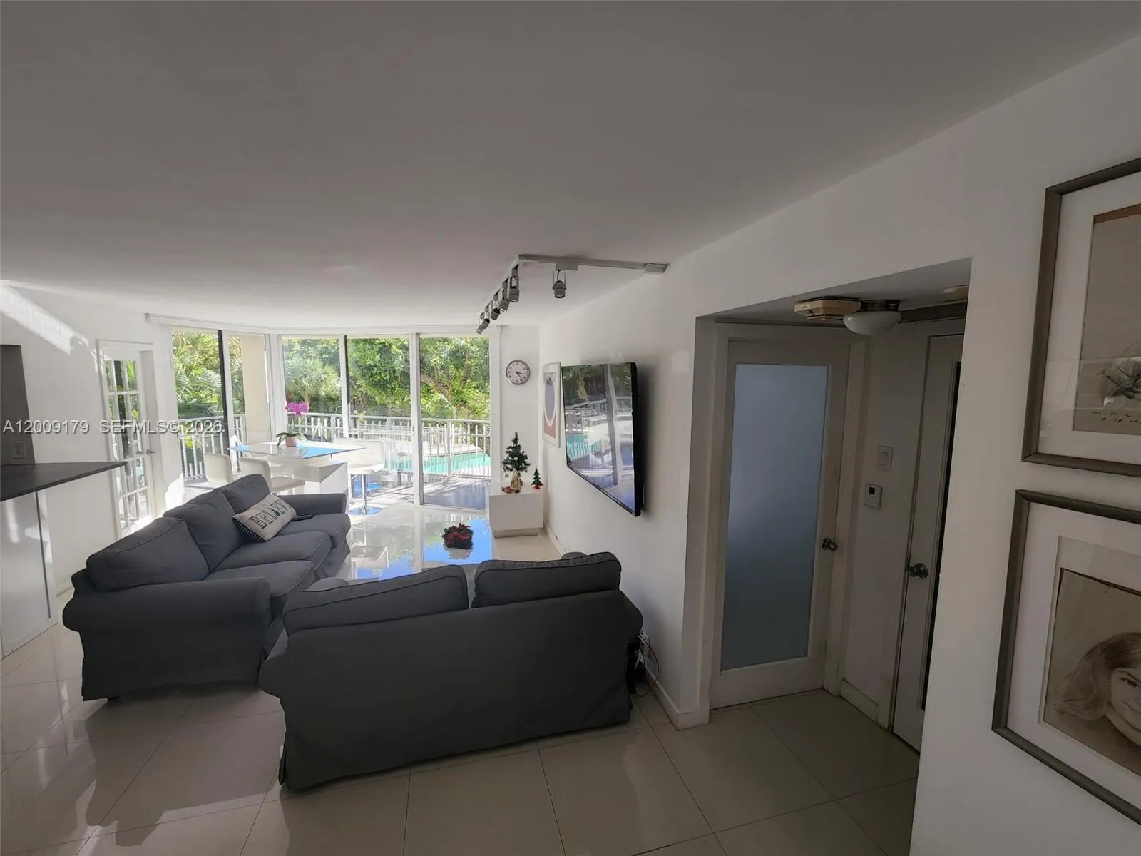 1000 Quayside Ter # 408, Miami FL 33138