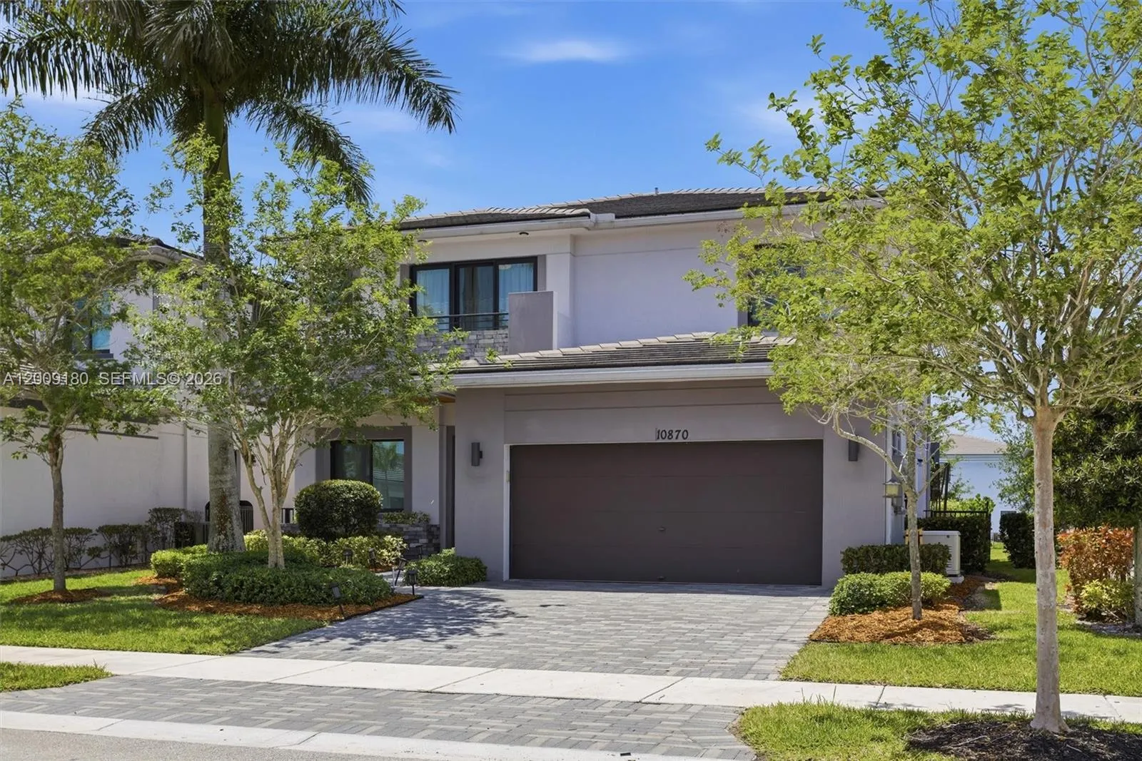 4 bedroom 4 bath for sale at 10870 Windward St, Parkland FL 33076
