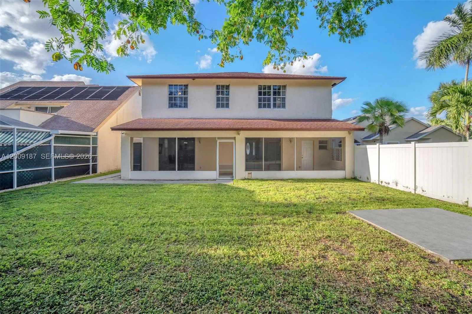 5040 W Willow Pond Rd W, West Palm Beach FL 33417