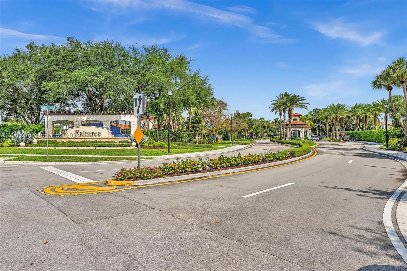 11541 SW 15th St, Pembroke Pines FL 33025