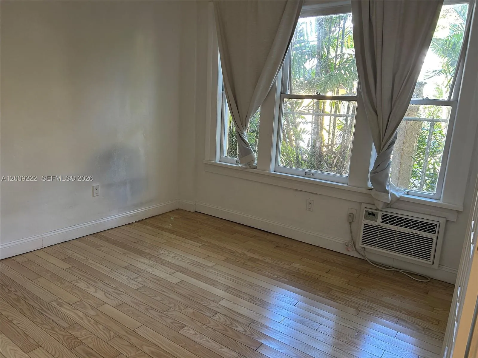 1615 Pennsylvania Ave # 9, Miami Beach FL 33139