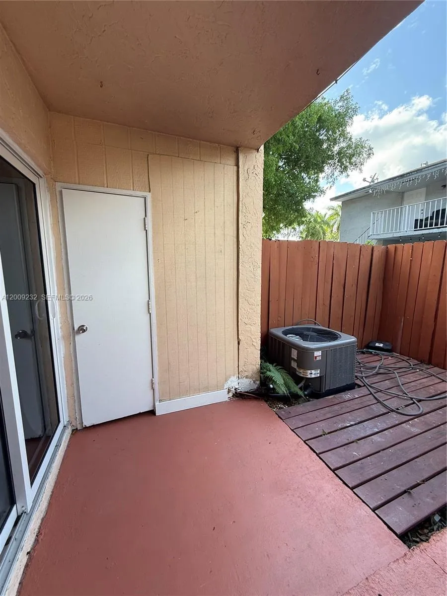 15687 SW 85th Ter # 233, Miami FL 33193