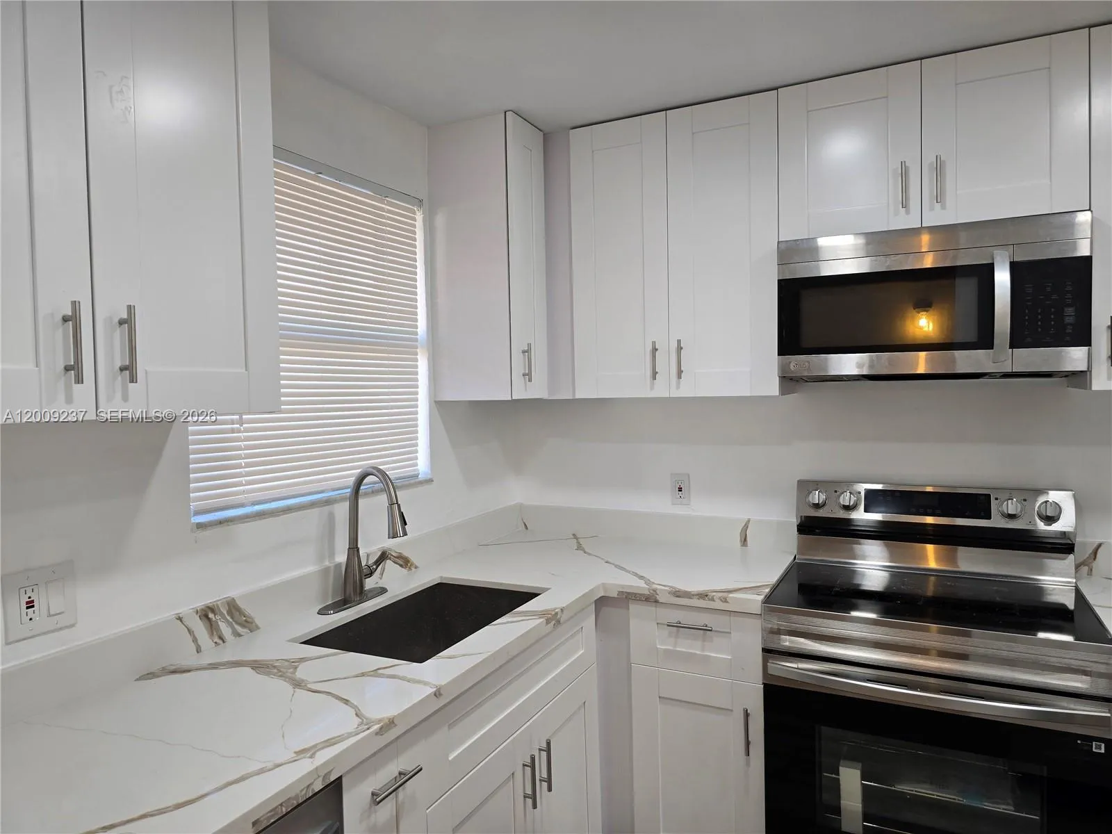 11477 NW 39th Ct # 1, Coral Springs FL 33065