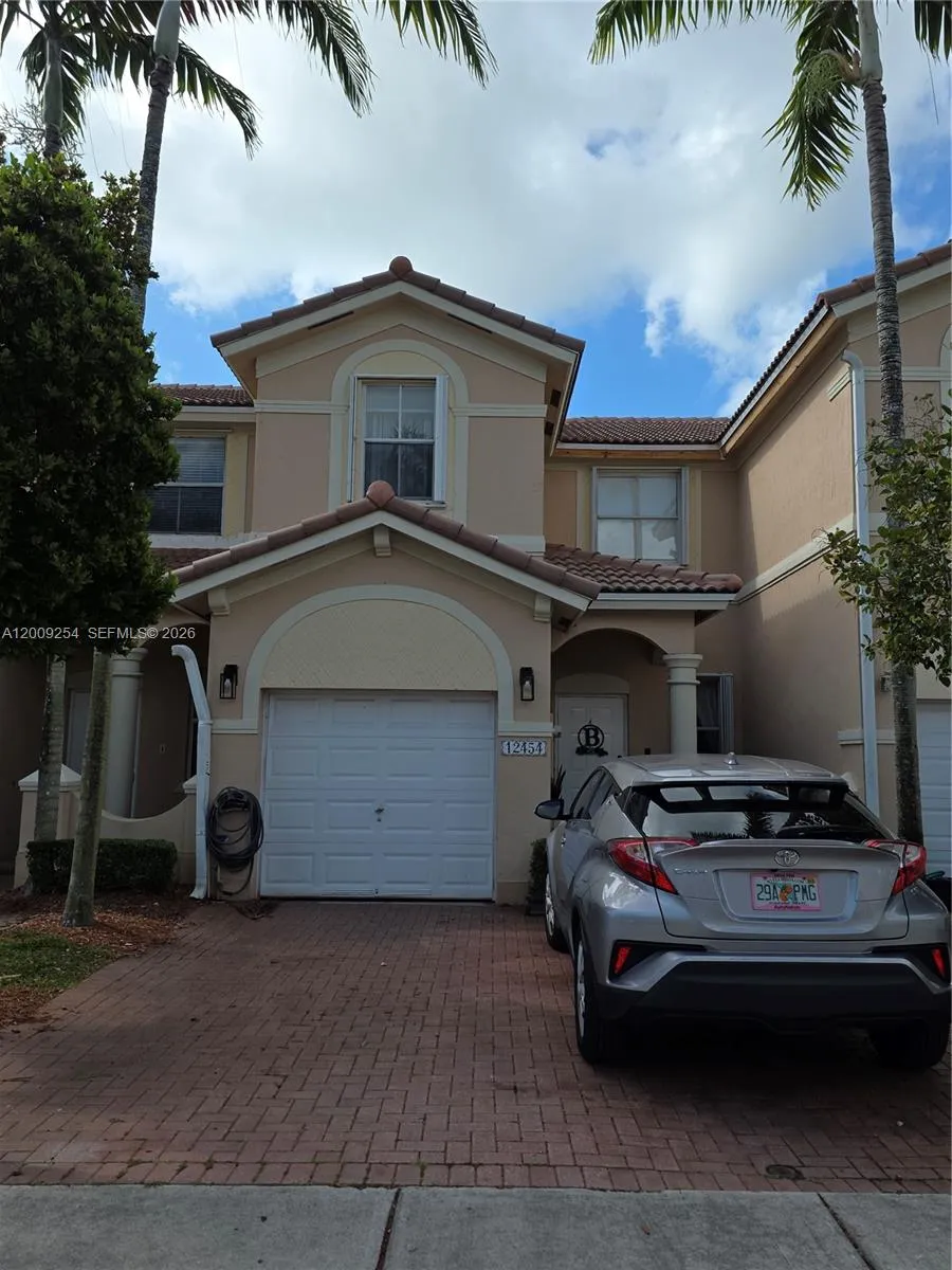 12454 SW 123rd St, Miami FL 33186