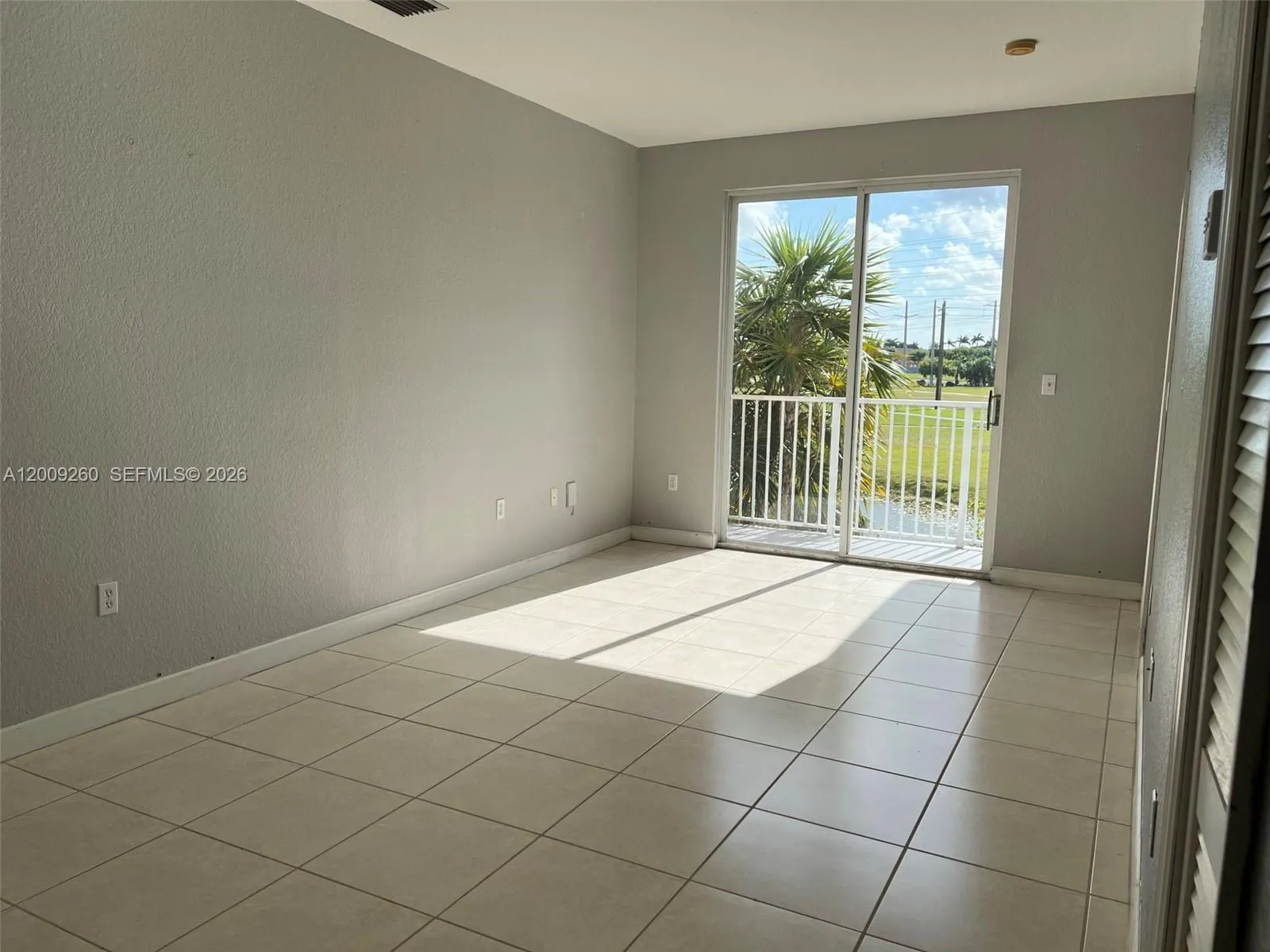 17630 NW 73rd Ave # 4, Hialeah FL 33015