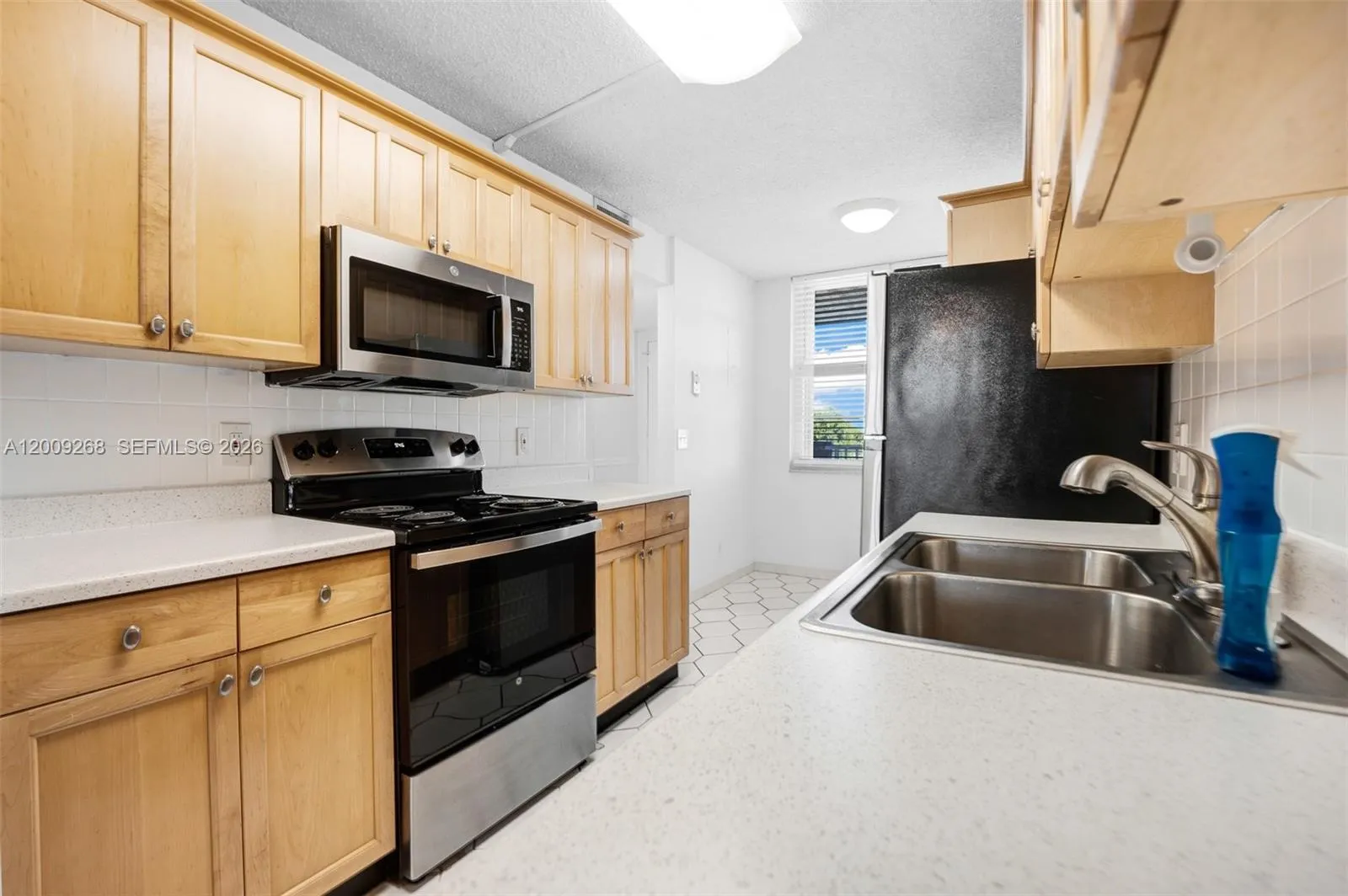 250 Jacaranda Dr # 508, Plantation FL 33324