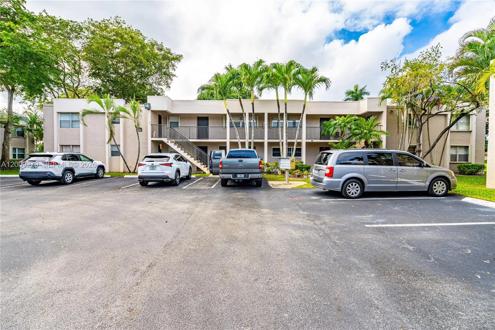 8513 Old Country Mnr # 415, Davie FL 33328