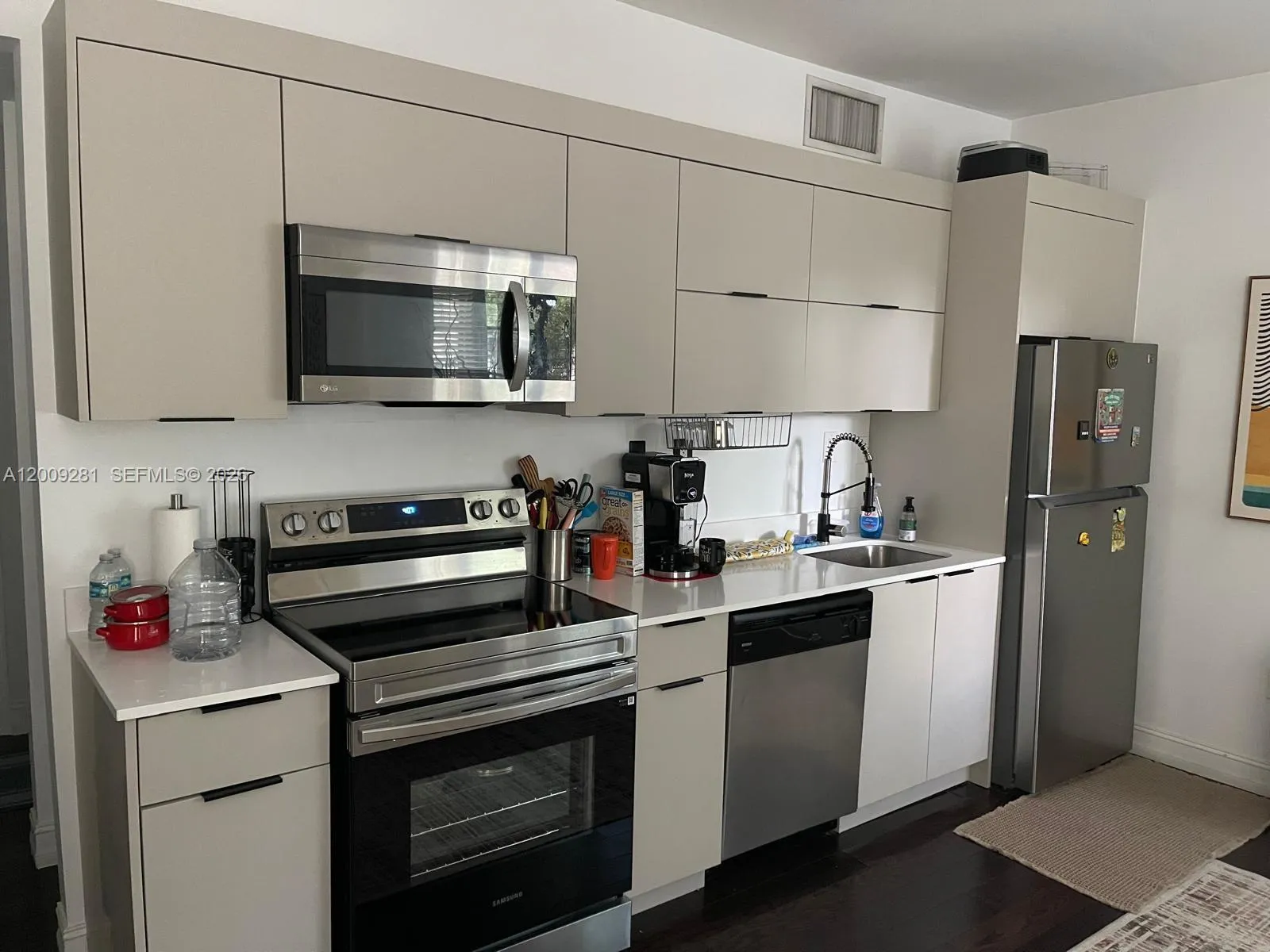 601 11th St # 107, Miami Beach FL 33139