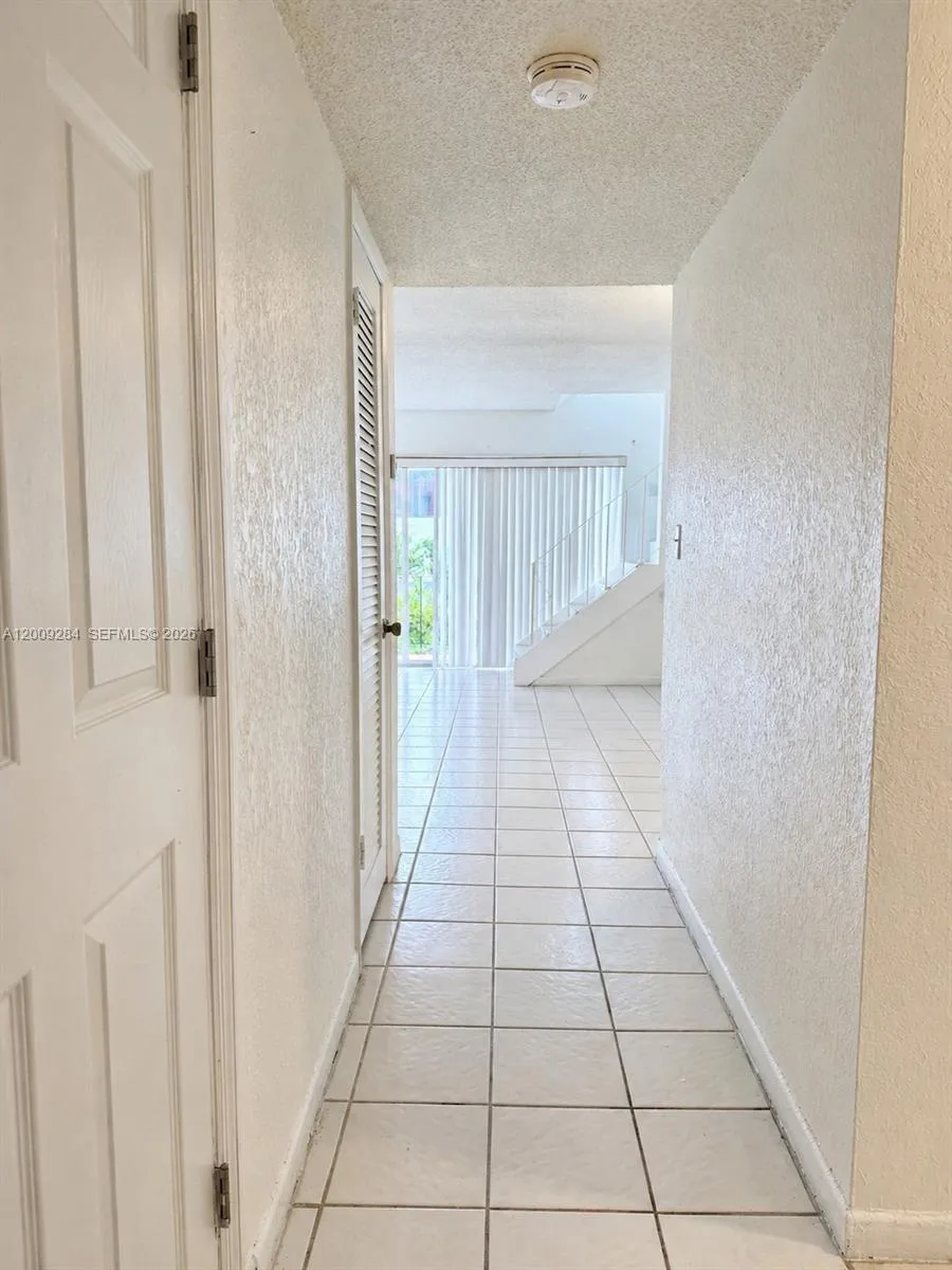 1300 W 47th Pl # 218A, Hialeah FL 33012