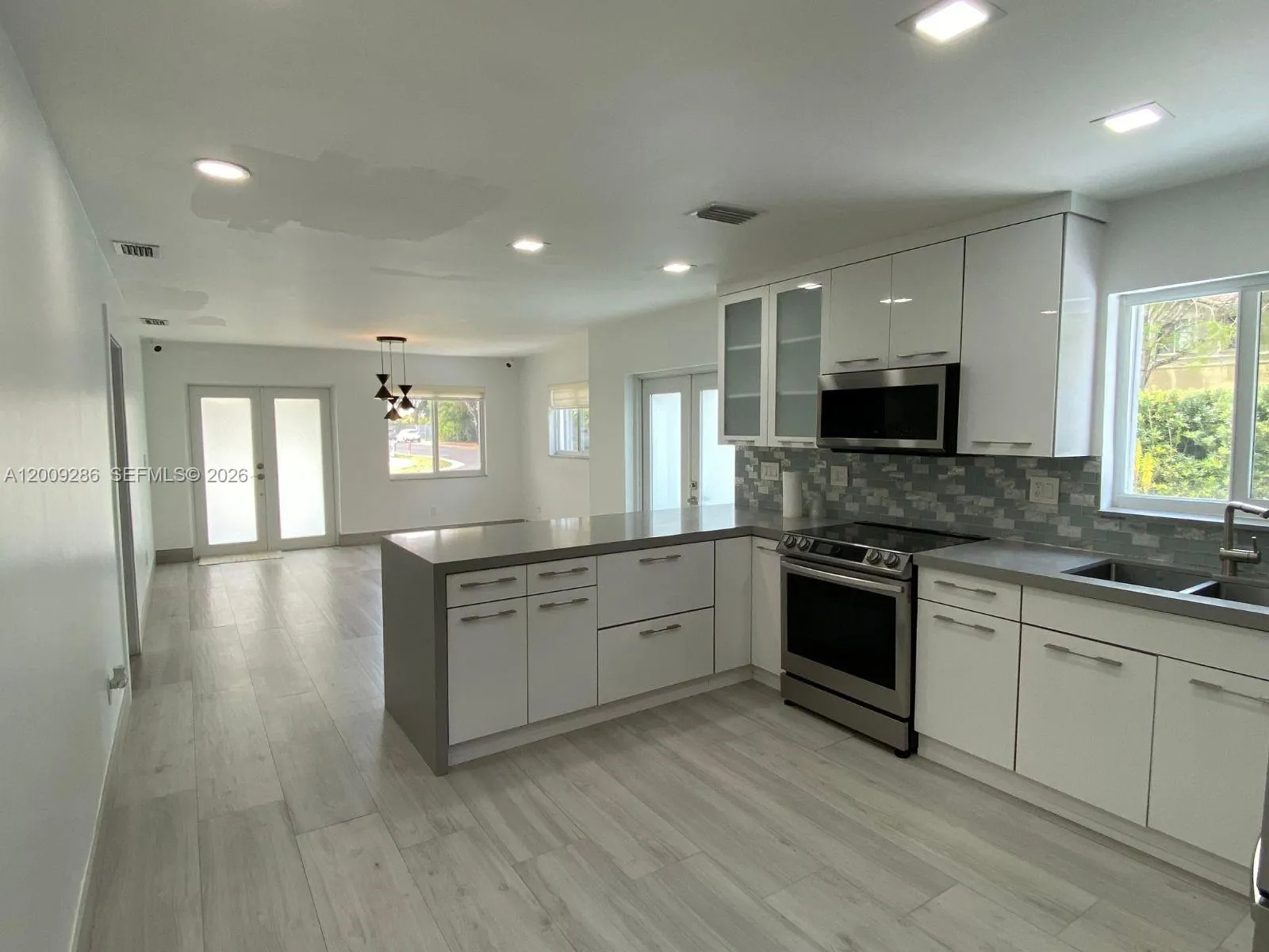 403 SW 89th Pl, Miami FL 33174