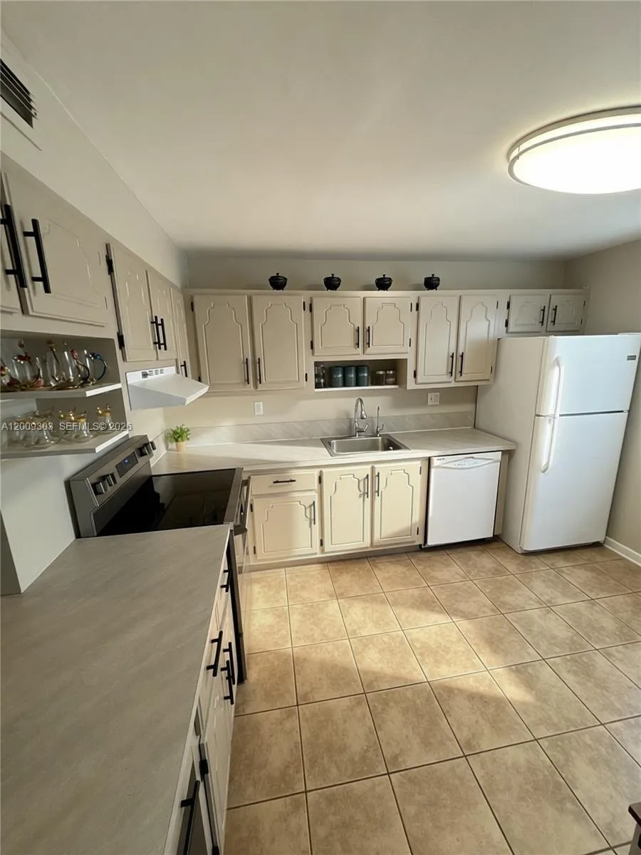 3924 SW 67th Ter # 117, Davie FL 33314