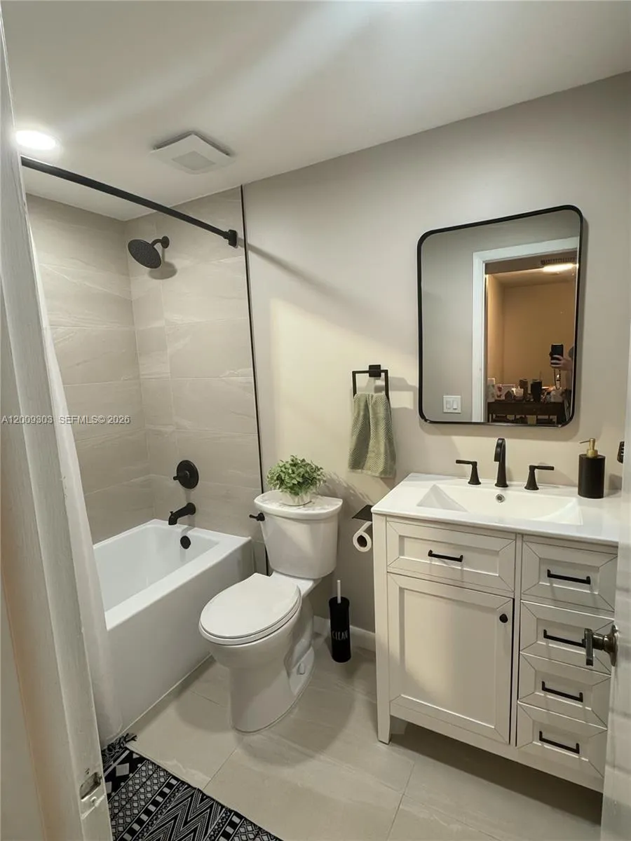 3924 SW 67th Ter # 117, Davie FL 33314