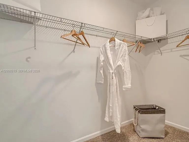 1676 SE 8th Ave, Homestead FL 33034