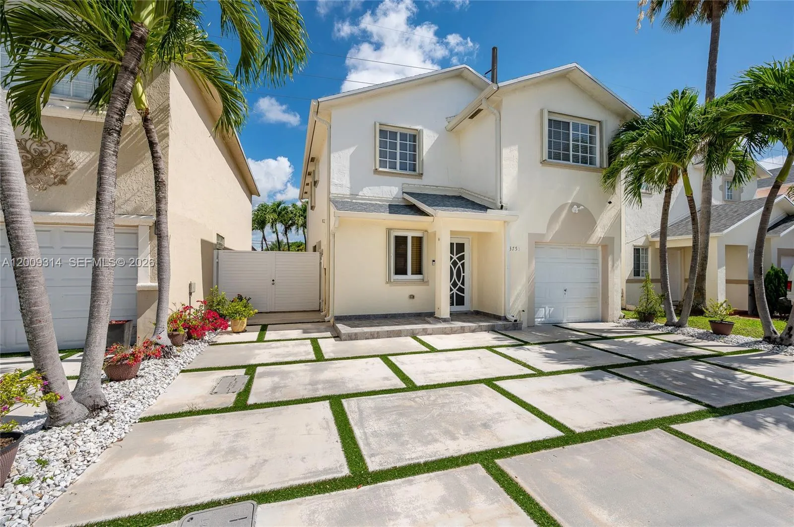 13753 SW 160th Ter, Miami FL 33177