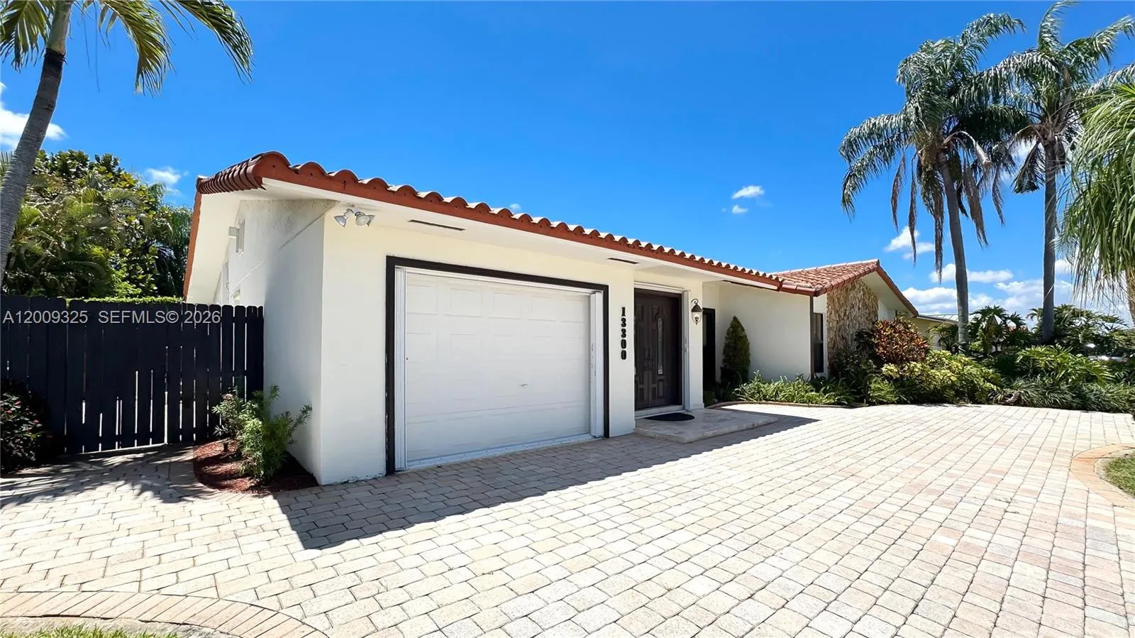 13300 SW 21st St, Miami FL 33175