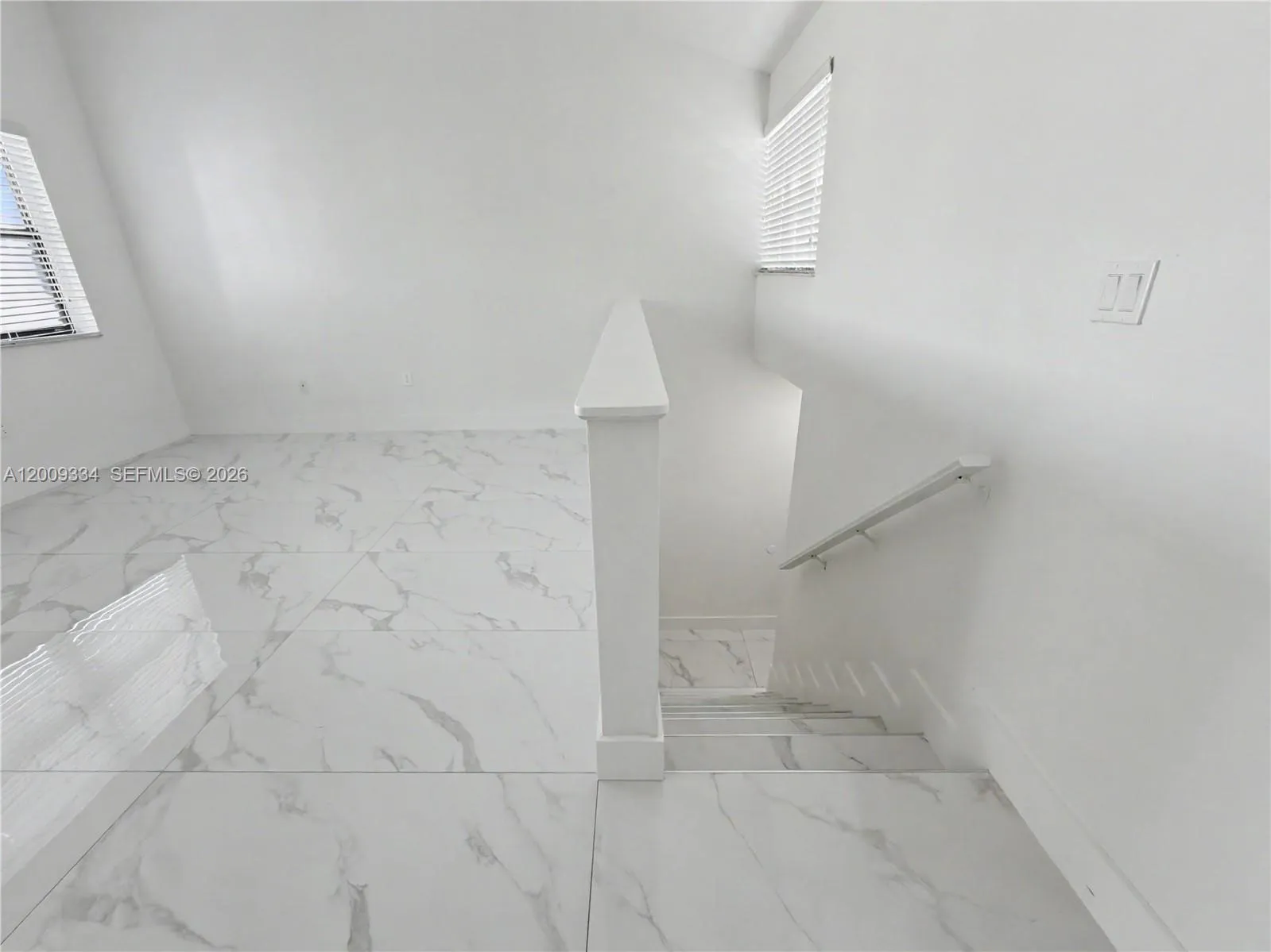 10010 NW 9th St Cir # 203, Miami FL 33172