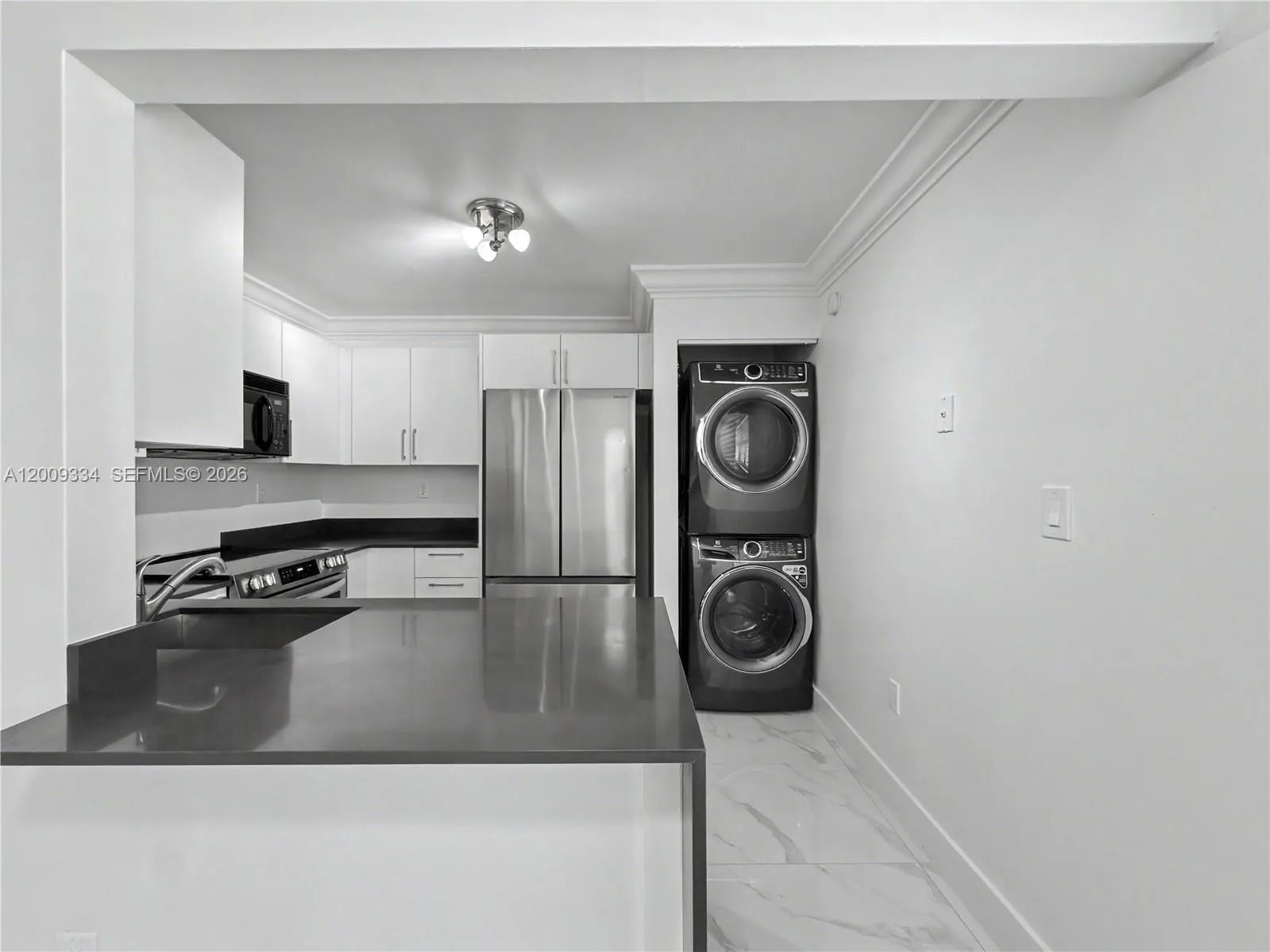 10010 NW 9th St Cir # 203, Miami FL 33172