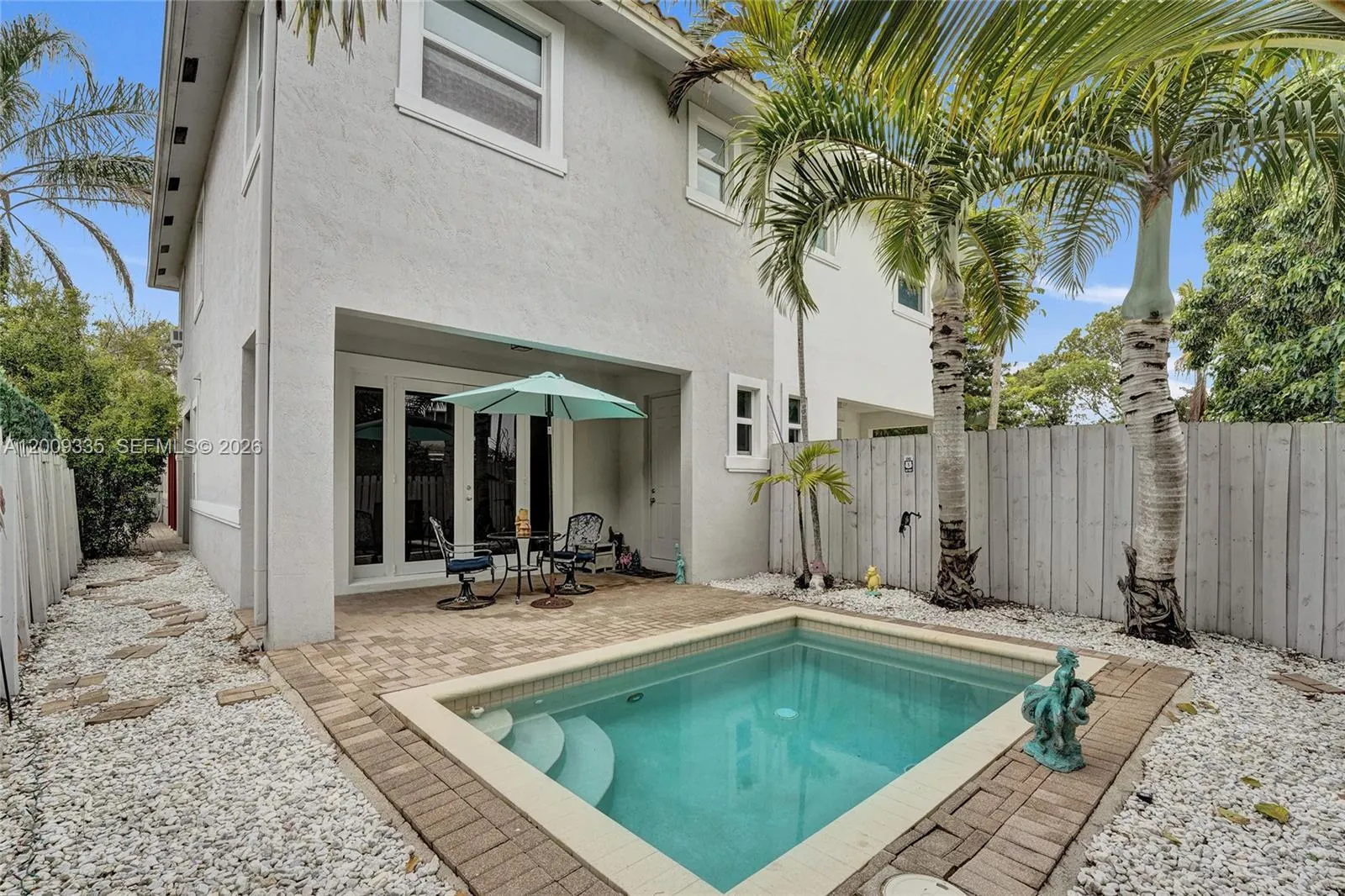 1118 NE 1st Ave, Fort Lauderdale FL 33304