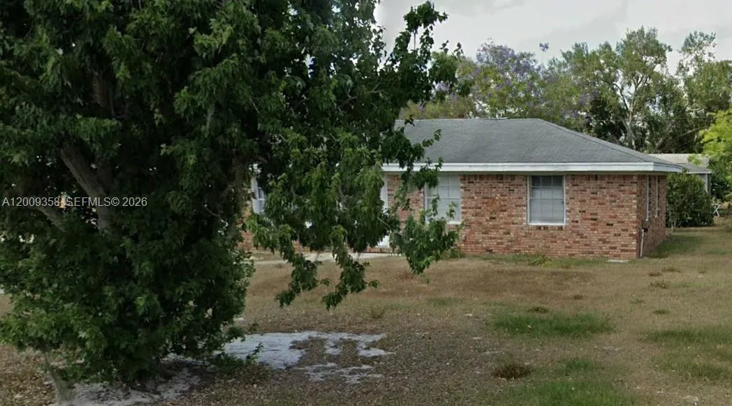 3057 Lake June Blvd.`, Lake Placid FL 33852