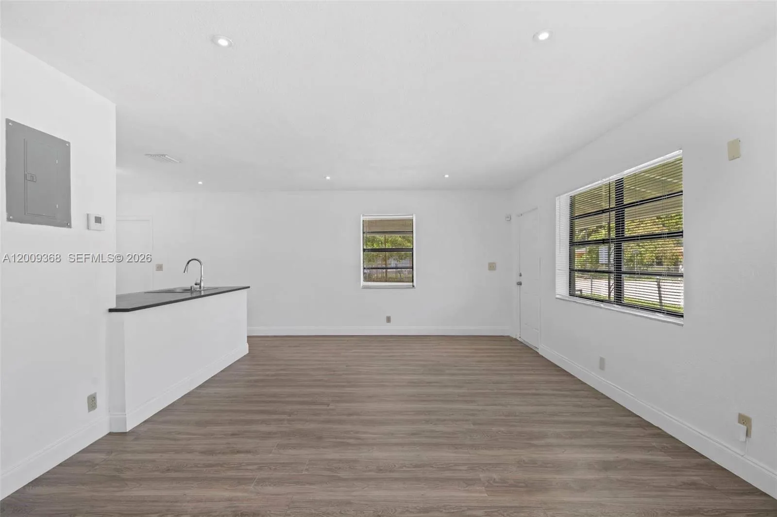 1344 NW 7th Ter, Fort Lauderdale FL 33311