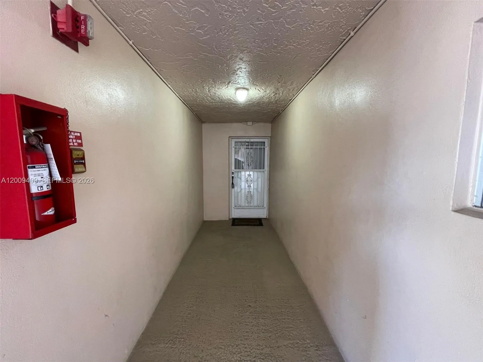 9471 Evergreen Pl # 401, Davie FL 33324