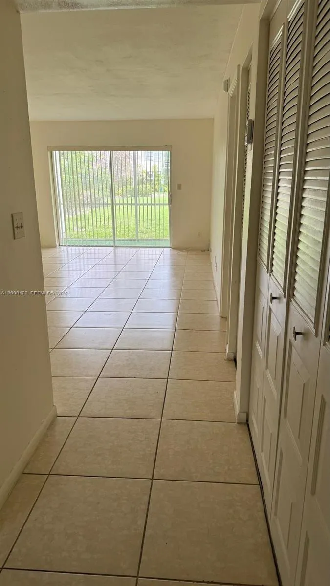 3774 Inverrary Blvd # 105P, Lauderhill FL 33319