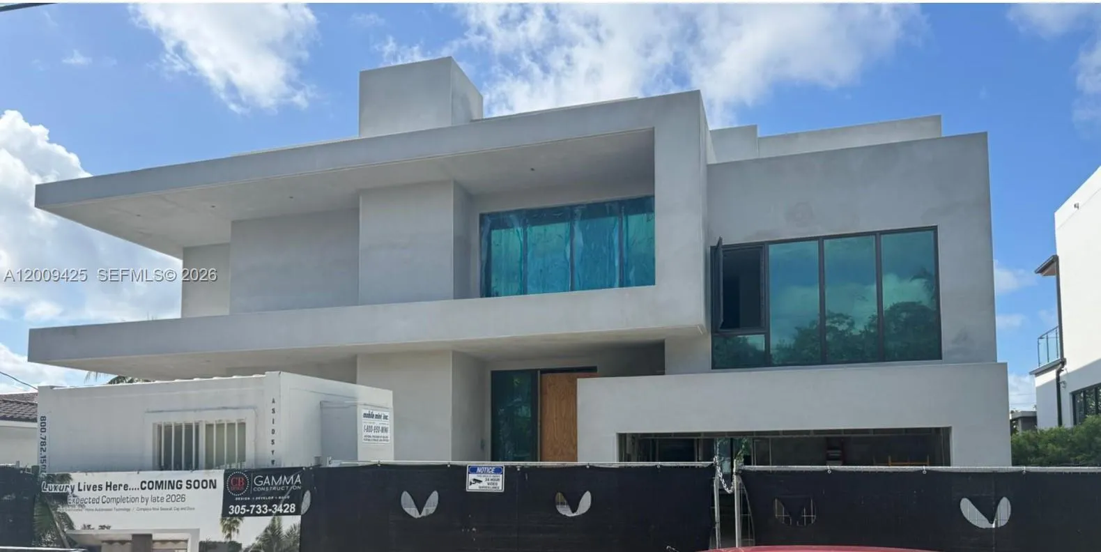 2060 S Hibiscus Dr, North Miami FL 33181