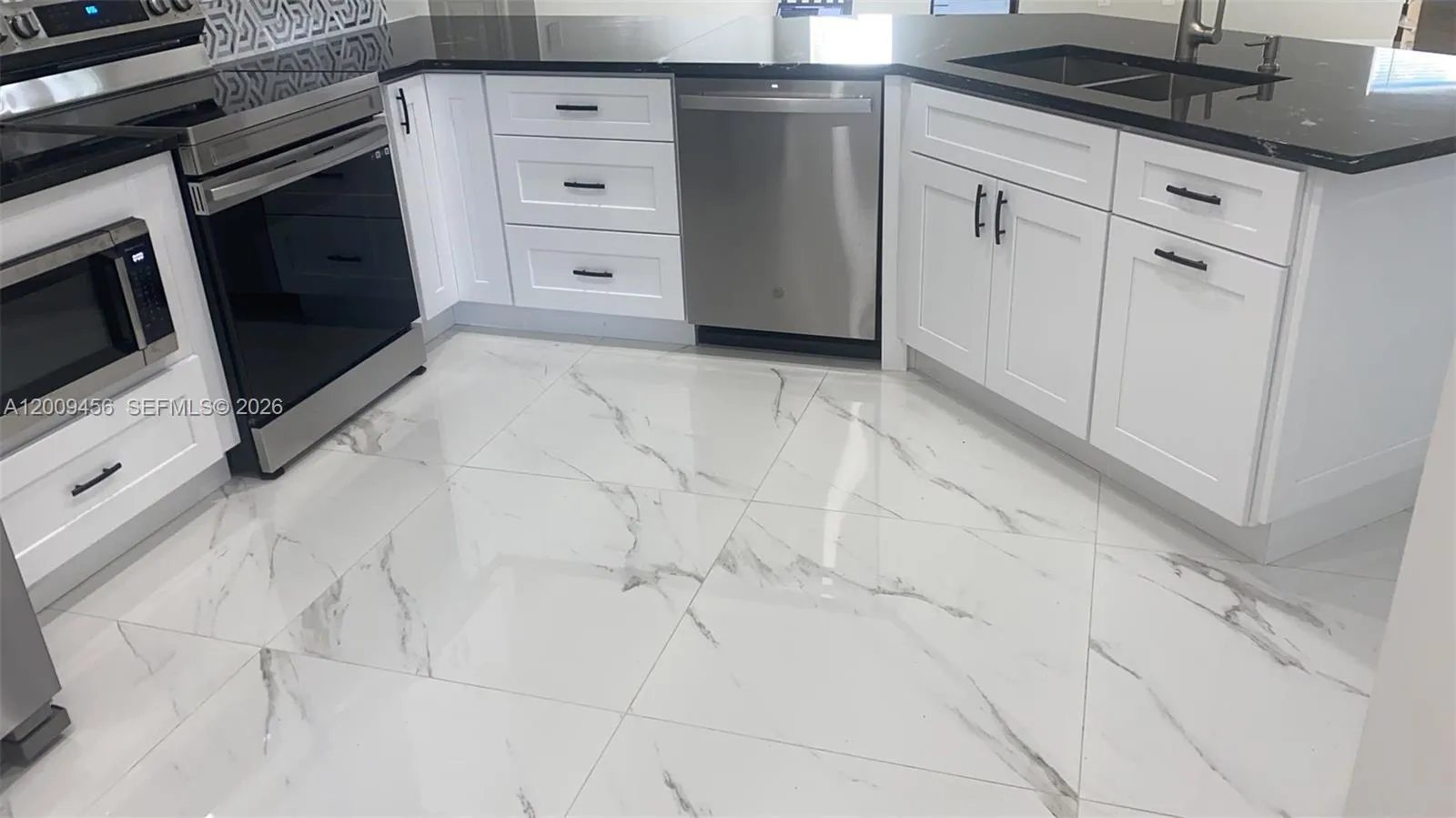 1198 SW Ingrassina Ave, Port St. Lucie FL 34953