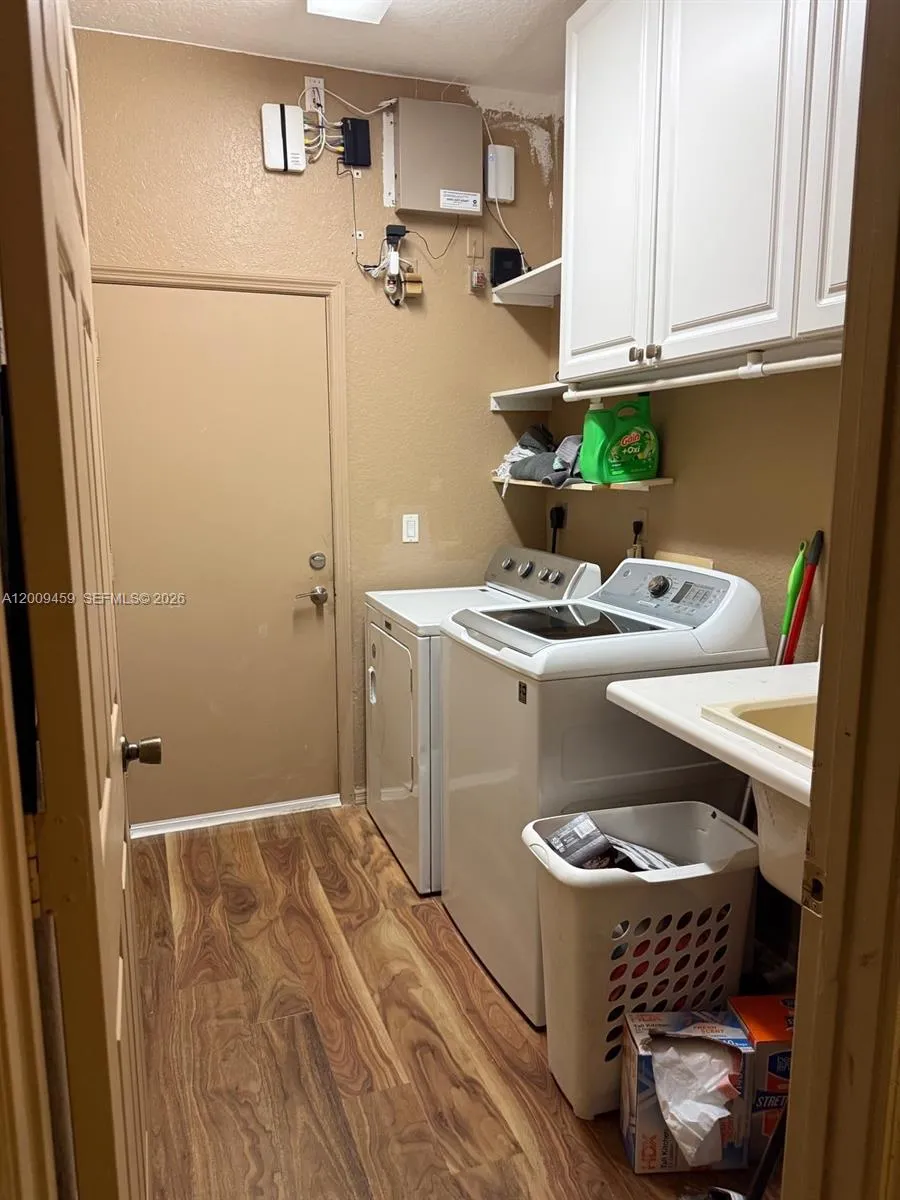 2242 NW 129th Ave, Pembroke Pines FL 33028