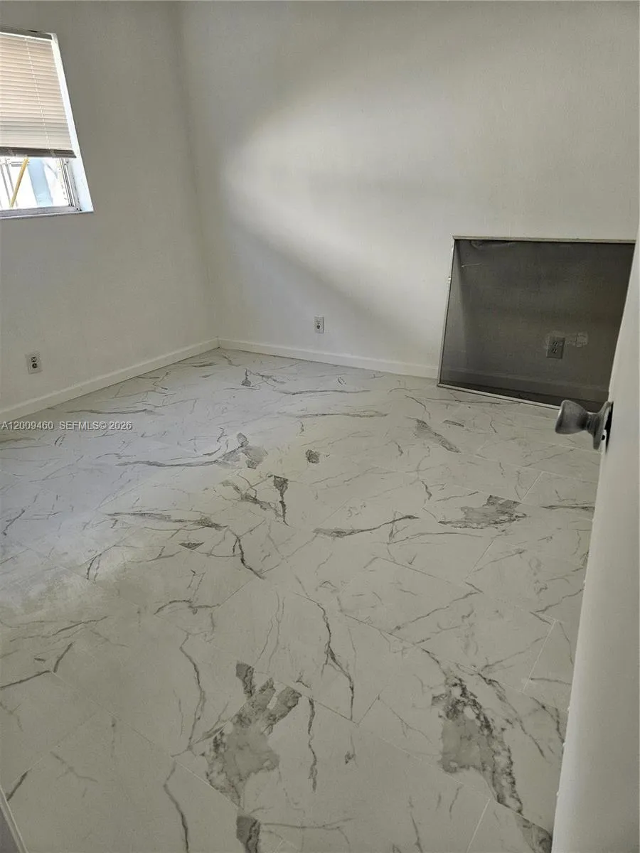 150 NE 38th St # 53, Oakland Park FL 33334