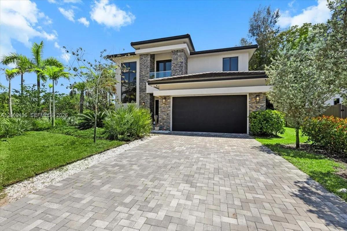 12120 Rhino Oaks Dr # 0, Davie FL 33325