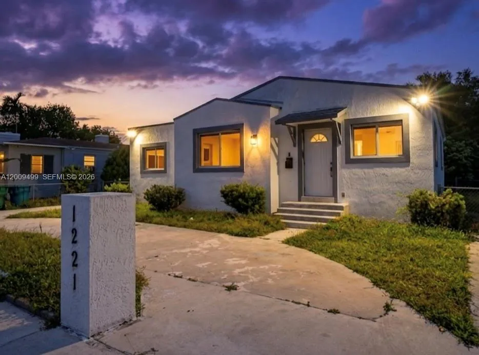 1221 NW 75th St # 0, Miami FL 33147