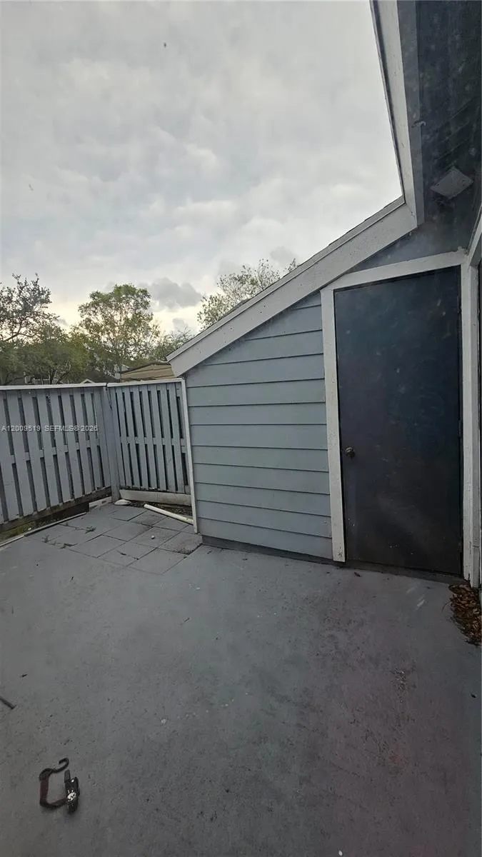 1953 Players Pl # 1953, North Lauderdale FL 33068