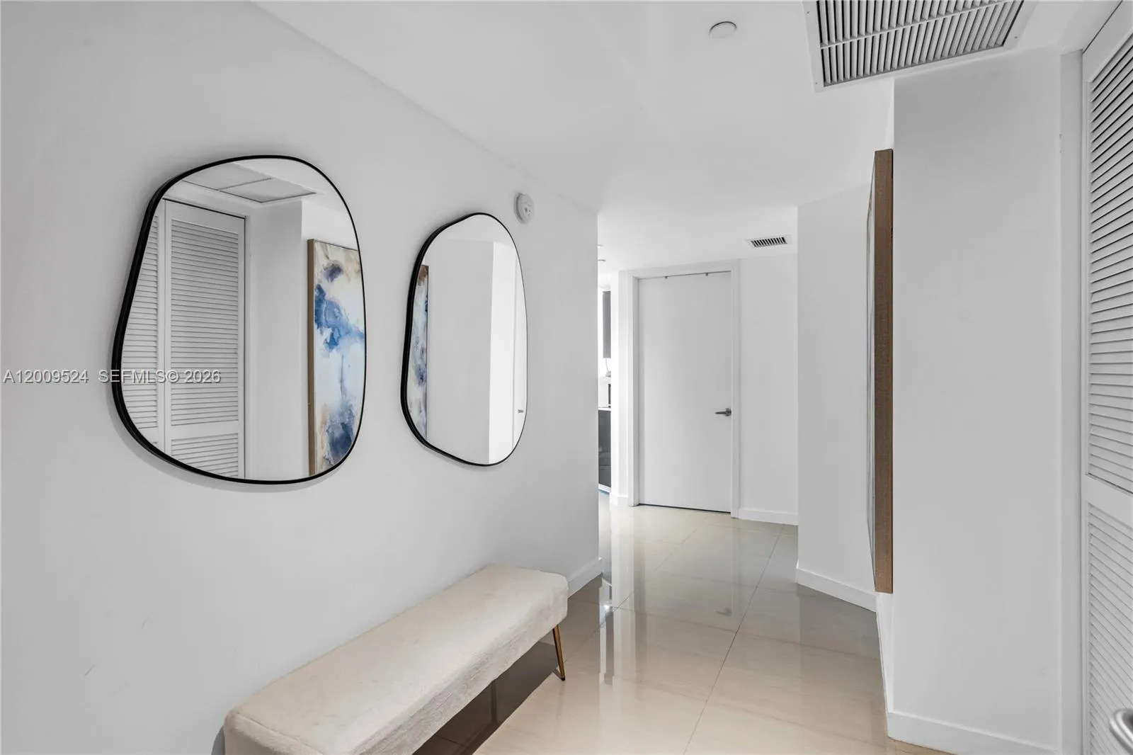 31 SE 6th St # 702, Miami FL 33131