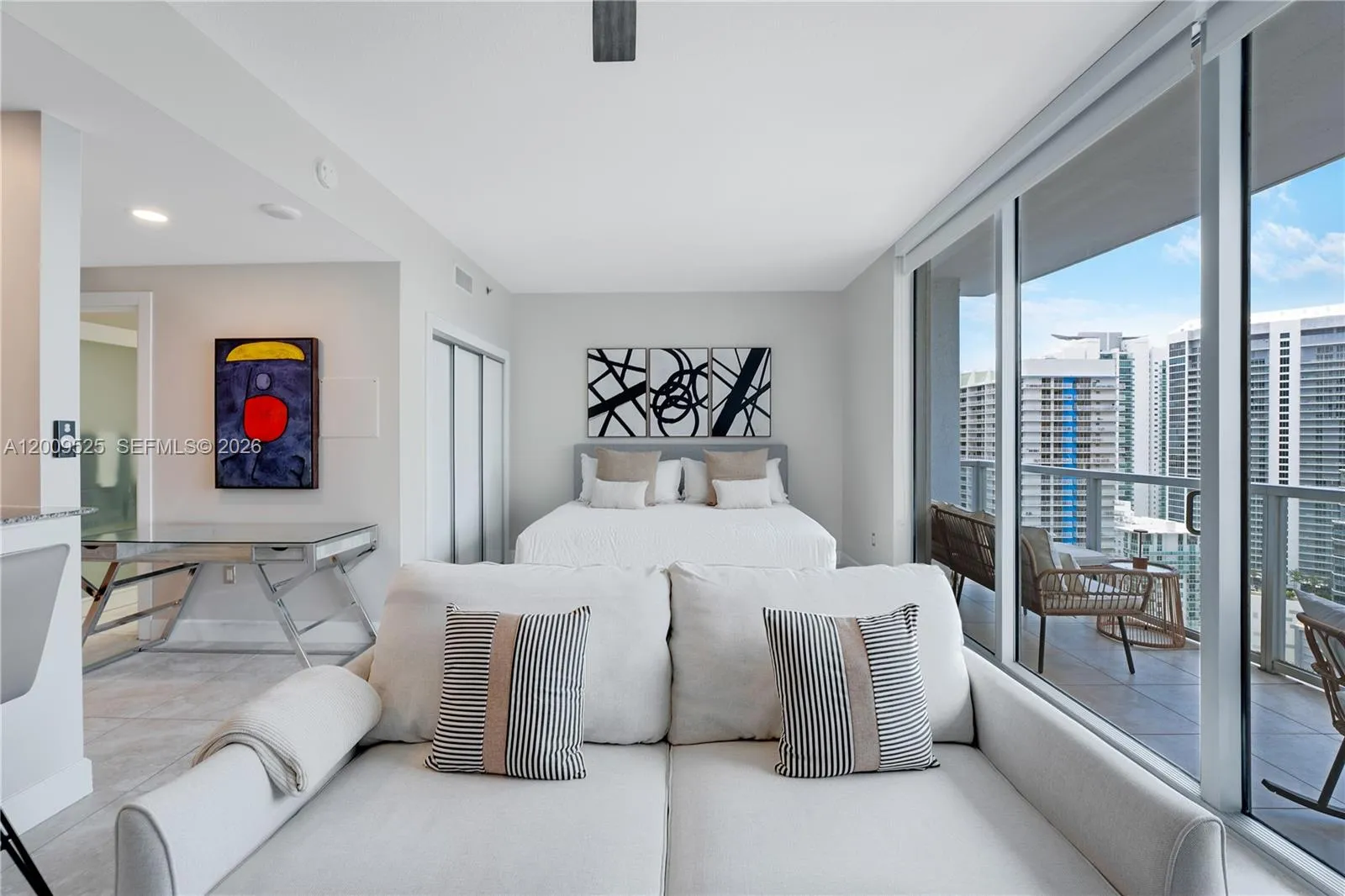 1060 Brickell Ave # 3209, Miami FL 33131